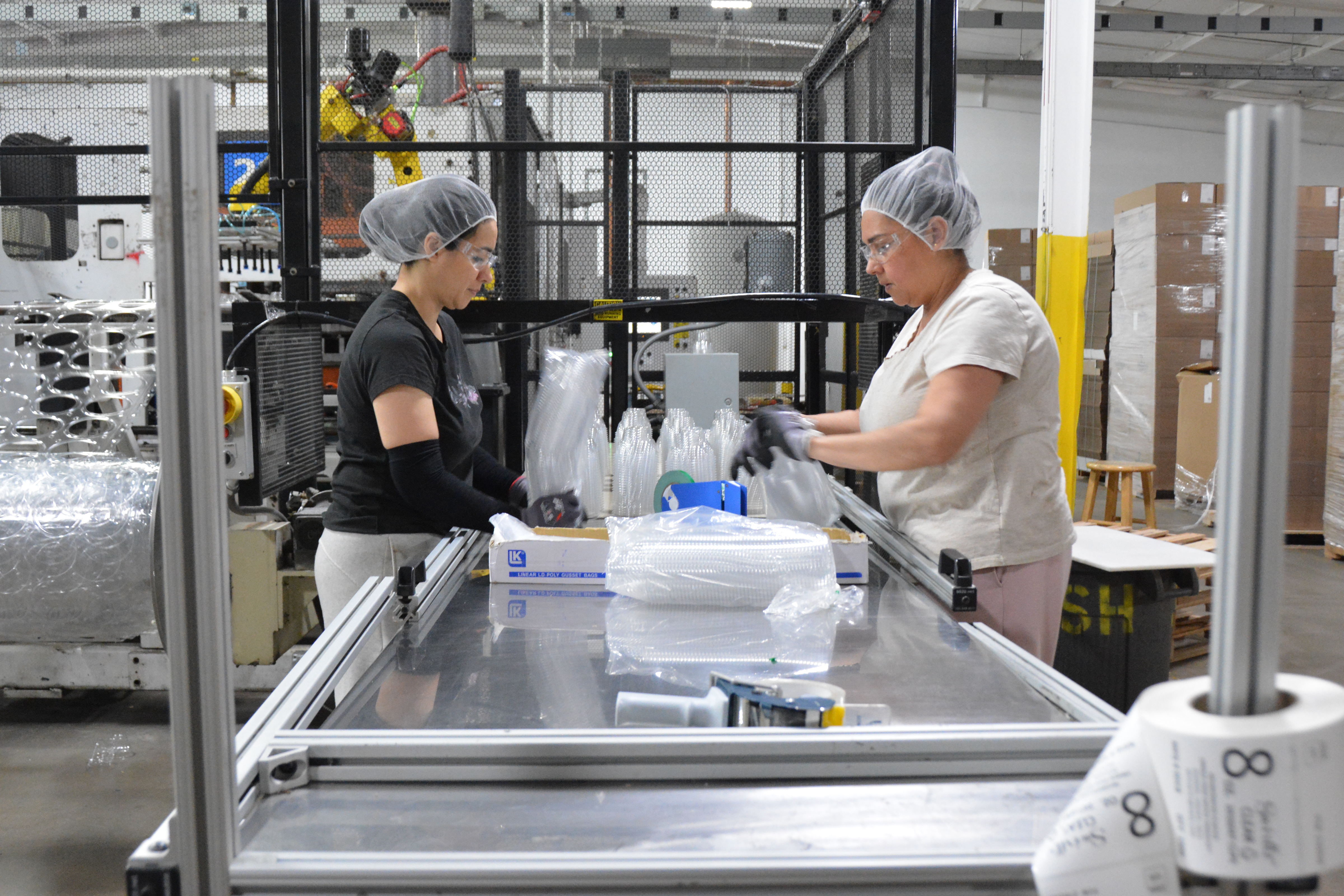 MinnTech Plastics thermoforming facility in Rogers MN - view 2